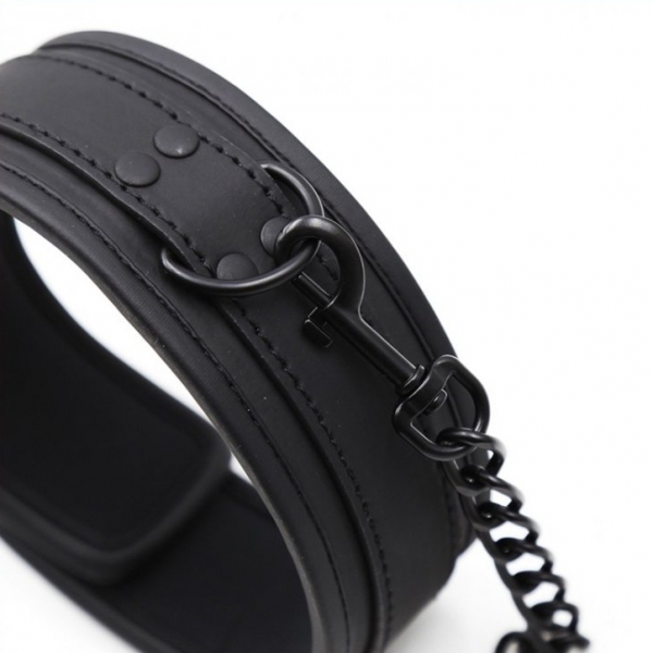 Submission collar with lead Black