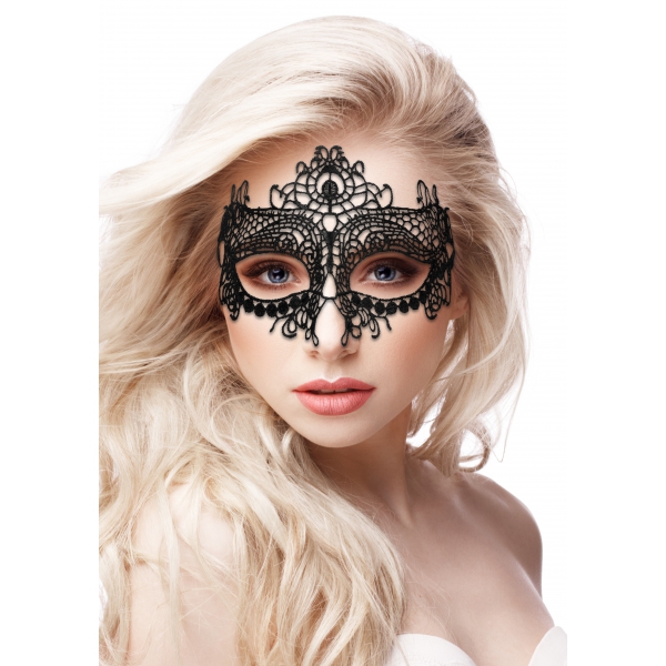 Queen Lace Mask Black