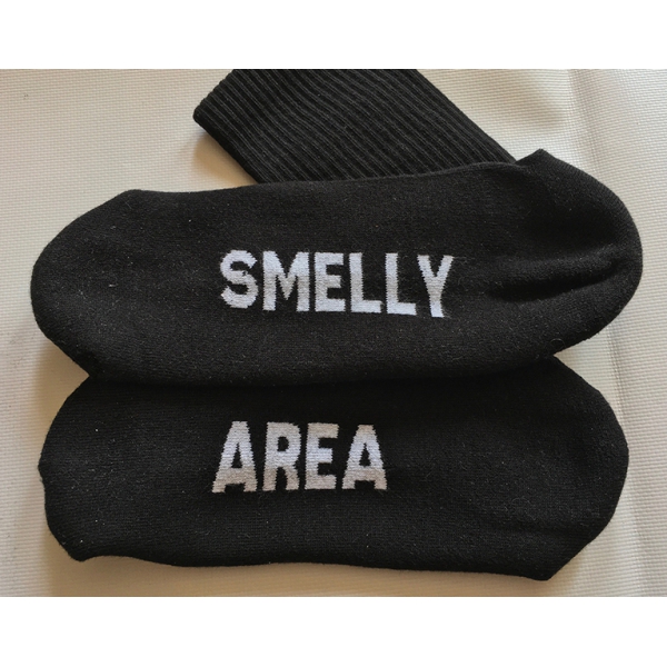 SMELLY AREA Socken Schwarz