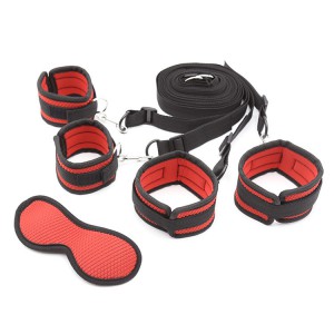 Kit di manette e maschere SM