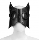 Máscara de calavera de murciélago negra