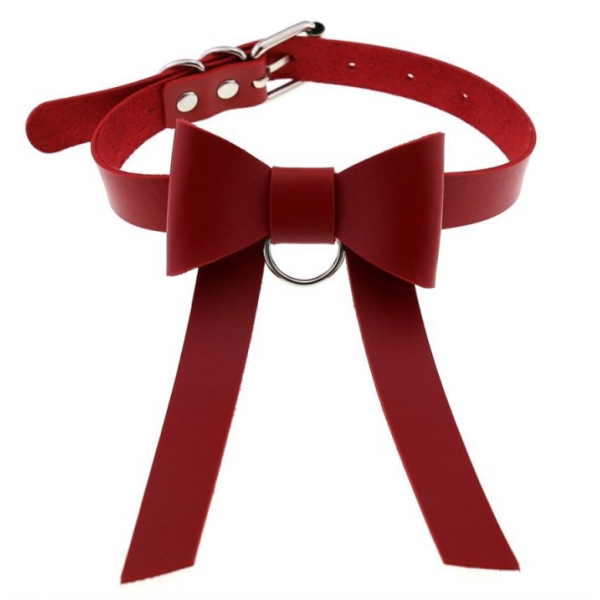 Collar de noche con lazo rojo