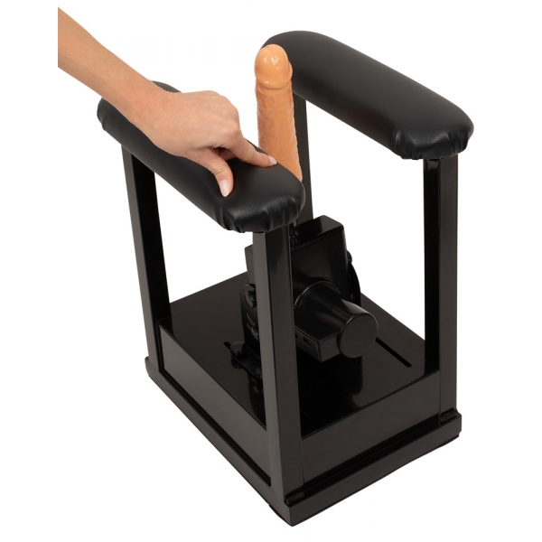 Zitje met Climaxer De Banger Dildo Sit-On