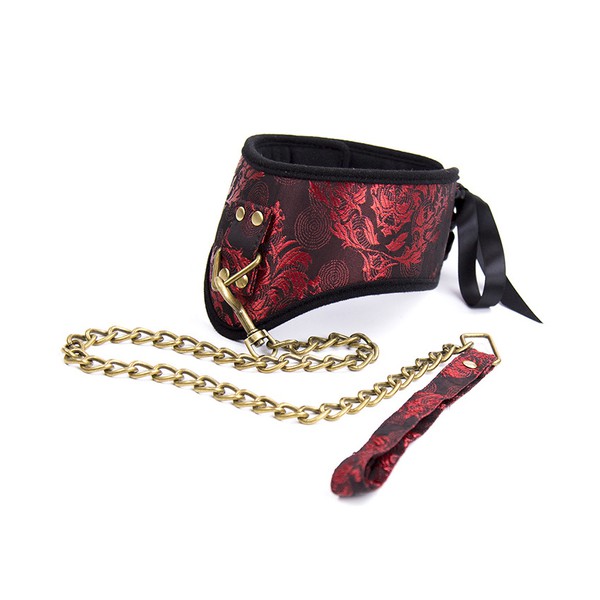 Red SCANDAL Leash Collar